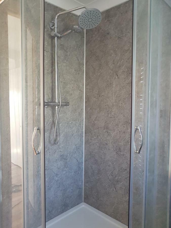 הוילה Stenscholl Staffin Bay View מראה חיצוני תמונה